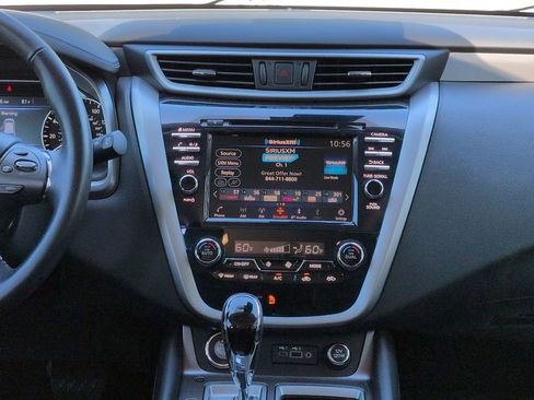 Used 2022 Nissan Murano SV FWD image 18