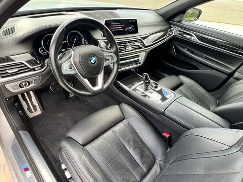 Used 2019 BMW 740e xDrive 740e xDrive iPerformance AWD 4 w/ Executive Package image 19