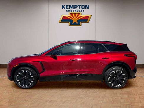 Used 2025 Chevrolet Blazer EV RS AWD/4WD image 3