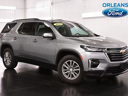 Used 2023 Chevrolet Traverse LT