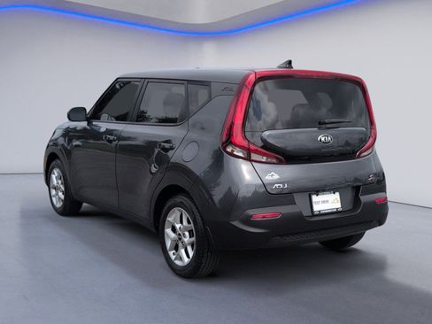 Used 2020 Kia Soul S FWD image 9