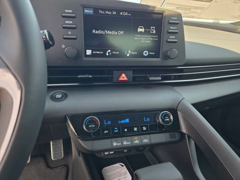 New 2026 Hyundai Elantra Sport FWD image 11