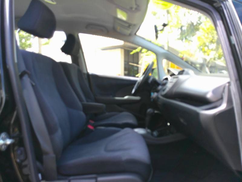 Used 2011 Honda Fit Sport image 17