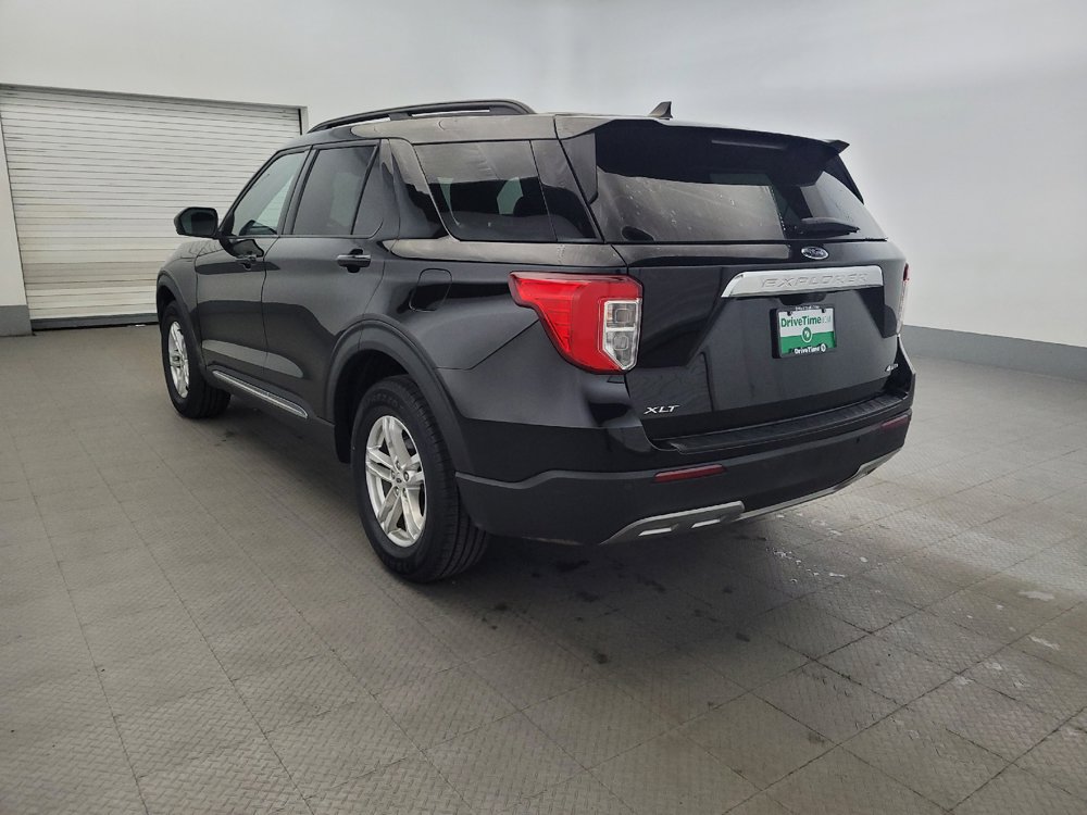 Used 2023 Ford Explorer XLT w/ Equipment Group 202A AWD/4WD image 5