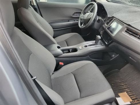 Used 2022 Honda HR-V EX image 10
