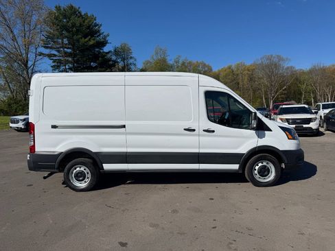 Used 2022 Ford Transit 250 Medium Roof RWD image 6