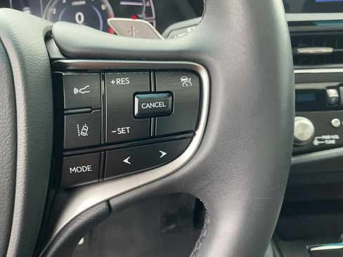 Used 2023 Lexus ES 350 image 14