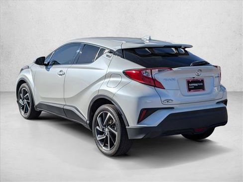 Used 2020 Toyota C-HR Limited image 7