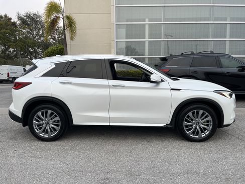 Certified 2025 INFINITI QX50 Luxe image 11