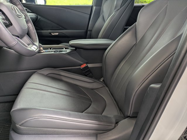 Used 2024 Lexus TX 500h AWD w/ Technology Package image 11