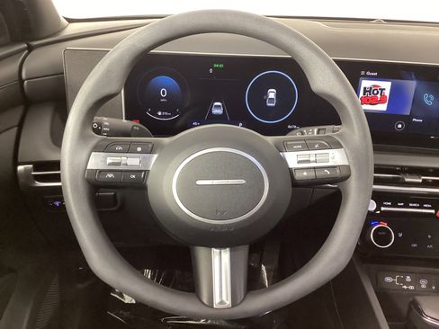 Used 2025 Hyundai Santa Cruz SEL image 17