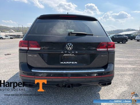 Used 2023 Volkswagen Atlas SEL R-Line image 4