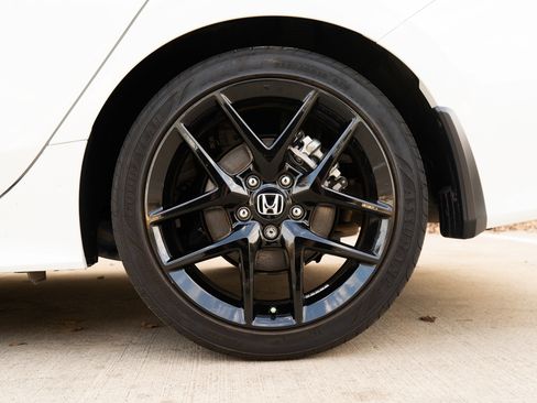 Certified 2025 Honda Civic Sport Touring image 15