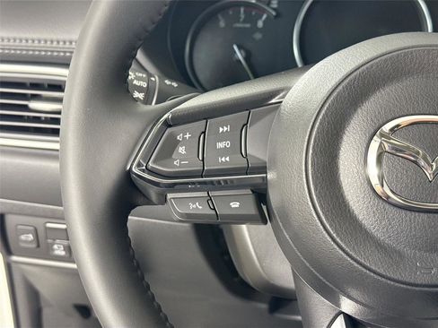 New 2025 MAZDA CX-5 AWD 2.5 S w/ Premium Plus Pkg image 18