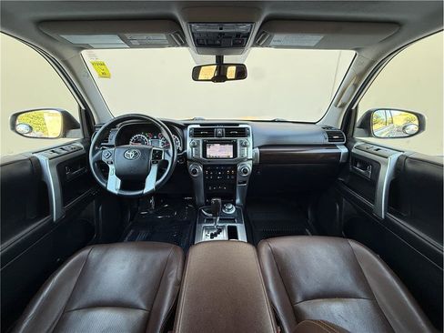 Used 2018 Toyota 4Runner Limited AWD/4WD image 23