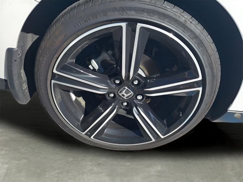 Certified 2023 Honda Accord Sport image 9