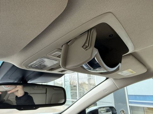 Used 2022 Honda CR-V Touring image 27