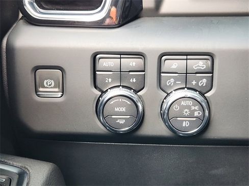 Used 2024 GMC Sierra 1500 Denali w/ Denali Reserve Package image 29