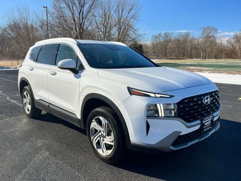 Used 2023 Hyundai Santa Fe SEL image 9