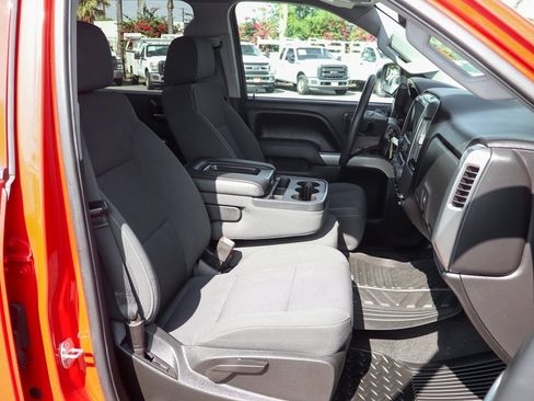 Used 2018 Chevrolet Silverado 1500 LT w/ All Star Edition image 41