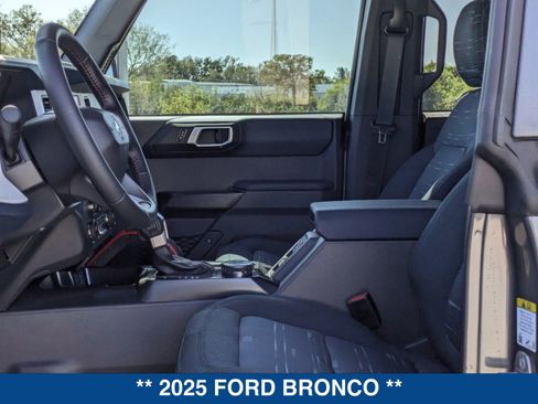 New 2025 Ford Bronco Heritage Edition AWD/4WD image 25