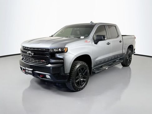 Used 2021 Chevrolet Silverado 1500 LT Trail Boss w/ Convenience Package II AWD/4WD image 3