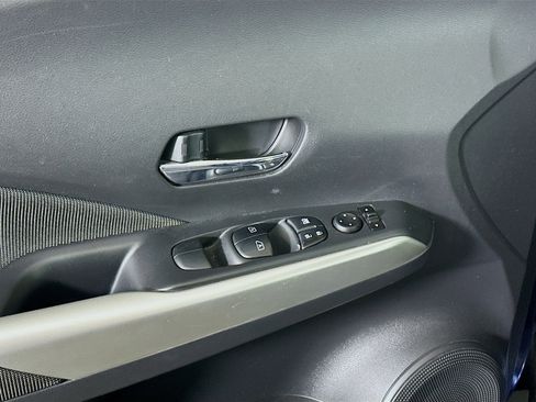 Used 2018 Nissan Kicks SV w/ Exterior Package image 15