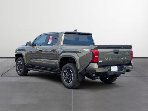New 2025 Toyota Tacoma TRD Sport image 4