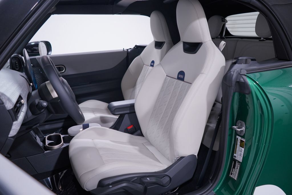 Used 2026 MINI Cooper S FWD image 7