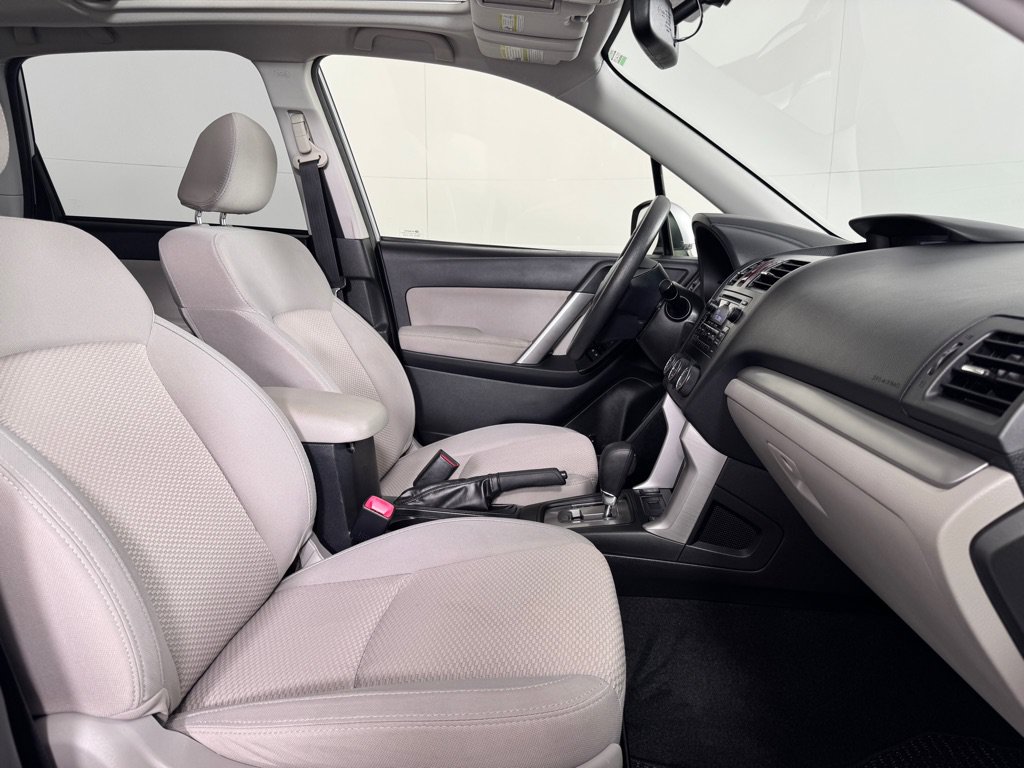 Used 2014 Subaru Forester 2.5i Premium w/ Popular Package #2 AWD/4WD image 25