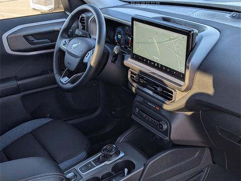 New 2025 Ford Bronco Sport Outer Banks w/ Outer Banks Tech Package+ image 8