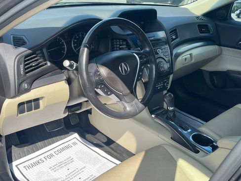 Used 2013 Acura ILX w/ Technology Package FWD image 12