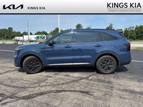 Used 2024 Kia Sorento S w/ Panoramic Sunroof Package FWD image 13