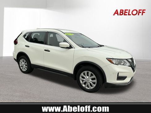 Used 2019 Nissan Rogue S AWD/4WD image 1