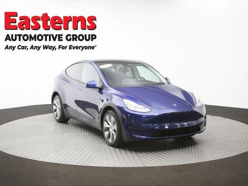 Used 2022 Tesla Model Y Long Range image 44