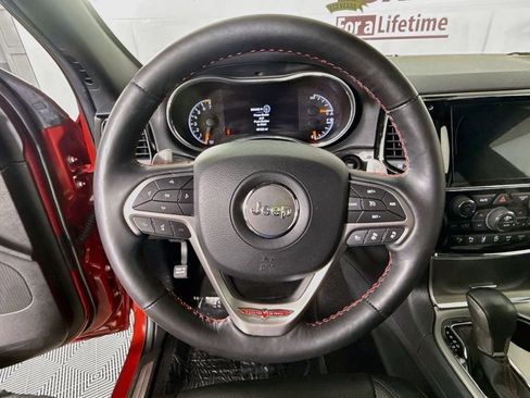 Used 2020 Jeep Grand Cherokee Trailhawk w/ Trailhawk Luxury Group AWD/4WD image 22