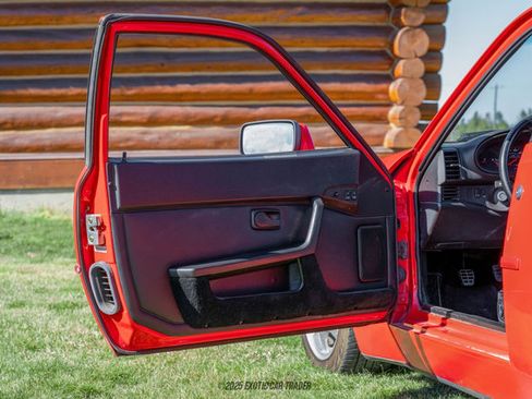 Used 1988 Porsche 944 Turbo image 28