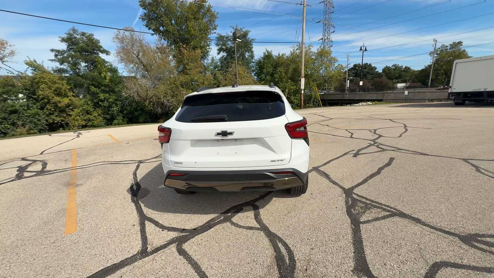 Used 2025 Chevrolet Trax ACTIV w/ Sunroof Package FWD image 8