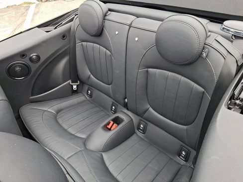 Used 2020 MINI Cooper S image 10