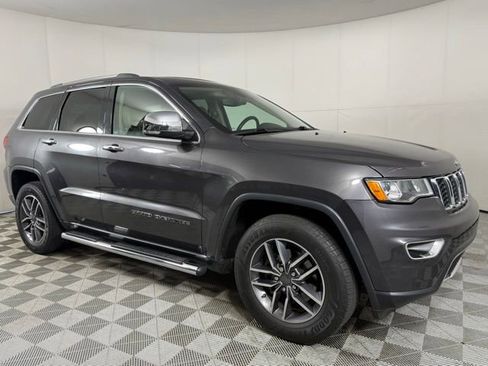 Used 2019 Jeep Grand Cherokee Limited w/ Mopar Chrome Edition Group RWD image 10