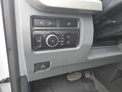 Used 2024 Ford F250 XLT w/ XLT Premium Package image 14