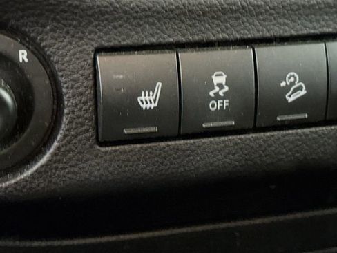 Used 2016 Jeep Wrangler Unlimited Sahara AWD/4WD image 19
