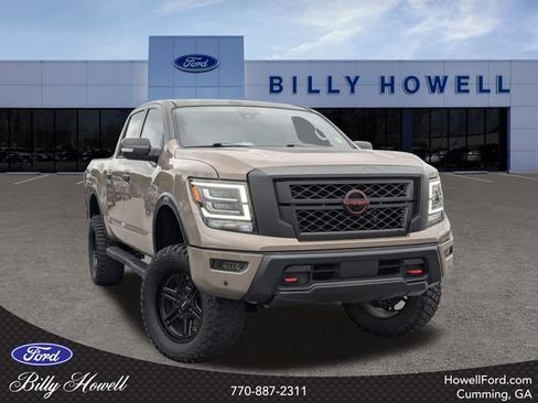 Used 2023 Nissan Titan PRO-4X w/ Pro-4x Convenience Package AWD/4WD image 1