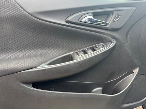Used 2020 Chevrolet Malibu LT FWD image 21
