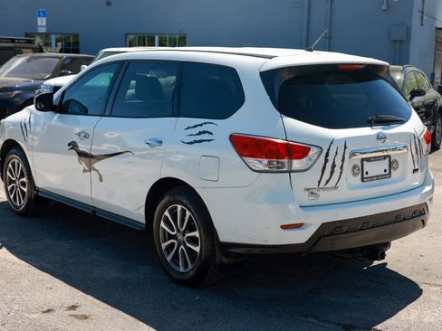 Used 2014 Nissan Pathfinder S image 5