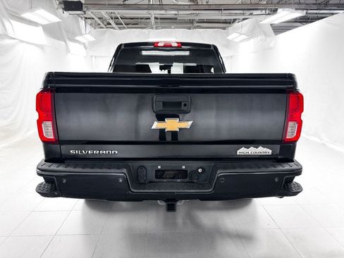 Used 2016 Chevrolet Silverado 1500 High Country w/ High Country Premium Package AWD/4WD image 3
