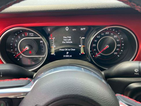 Used 2021 Jeep Gladiator Rubicon w/ LED Lighting Group AWD/4WD image 16