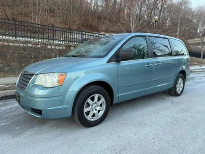Used 2010 Chrysler Town & Country LX w/ PWR Convenience Group