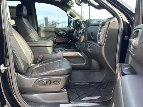 Used 2019 Chevrolet Silverado 1500 High Country image 14