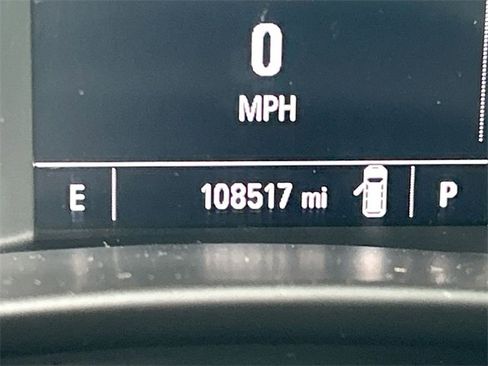 Used 2018 Chevrolet Equinox LT image 12